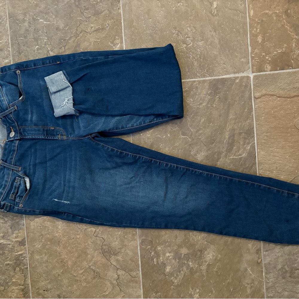 Old Navy Women’s Dark Blue Skinny Jeans